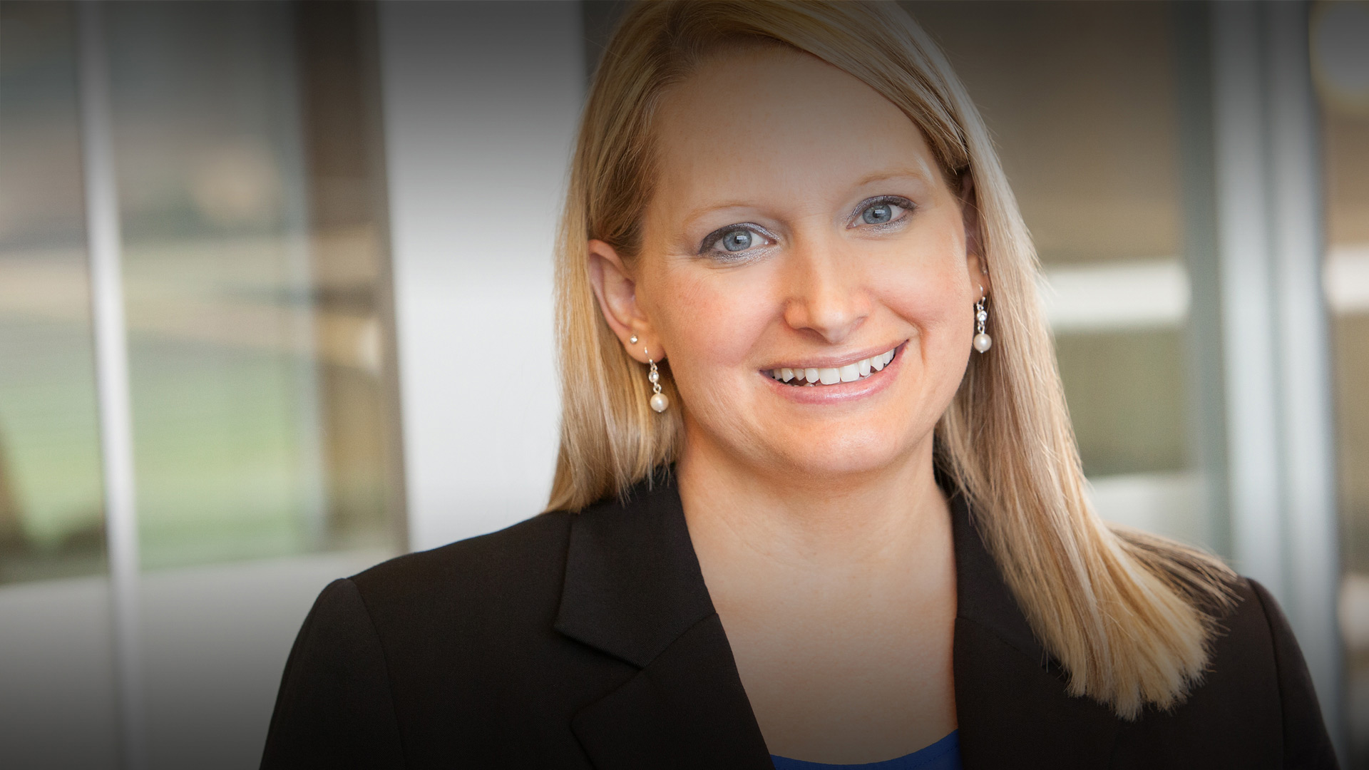 Headshot of Amy Cooper