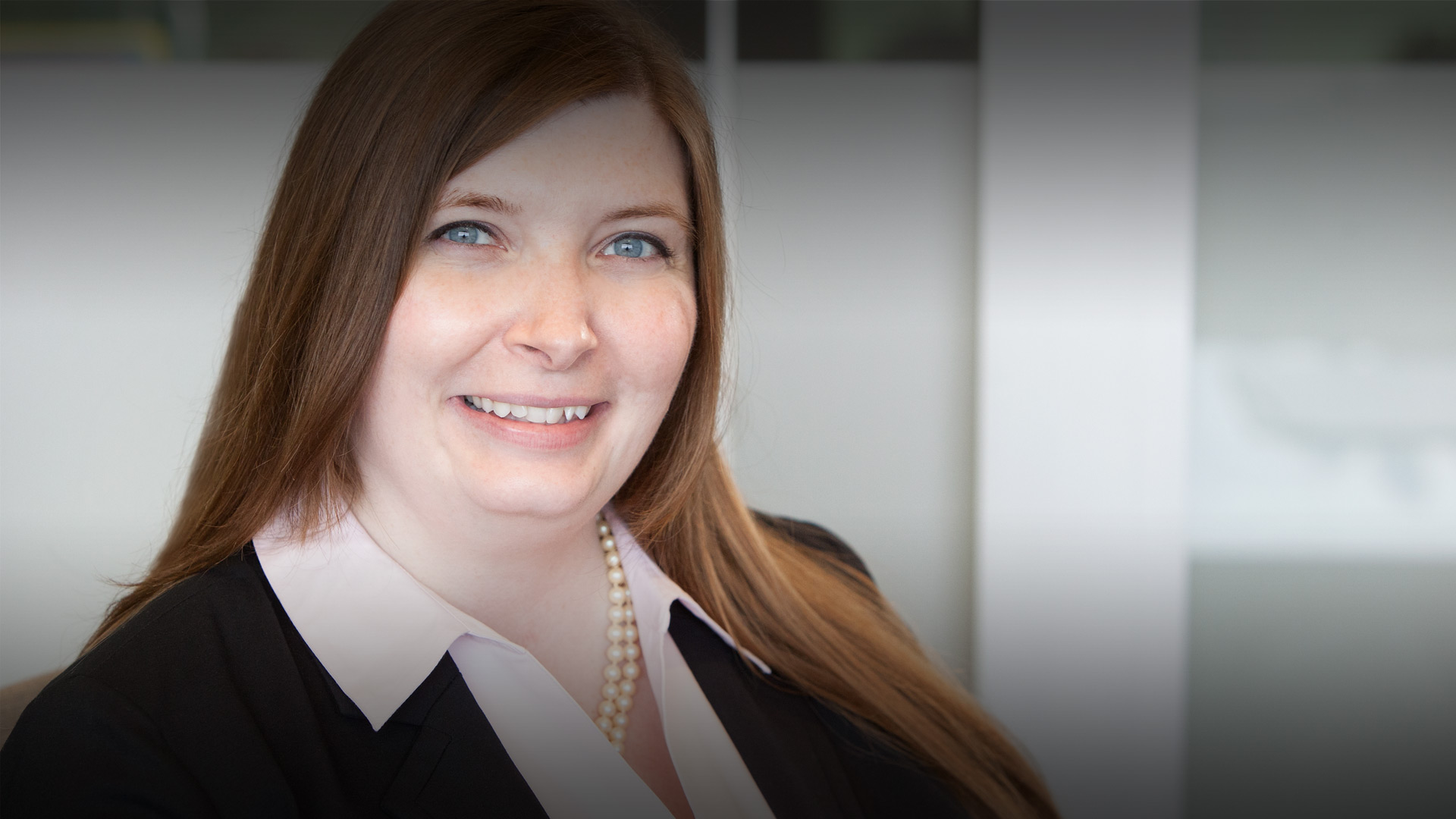 Headshot of Jenny Lovell