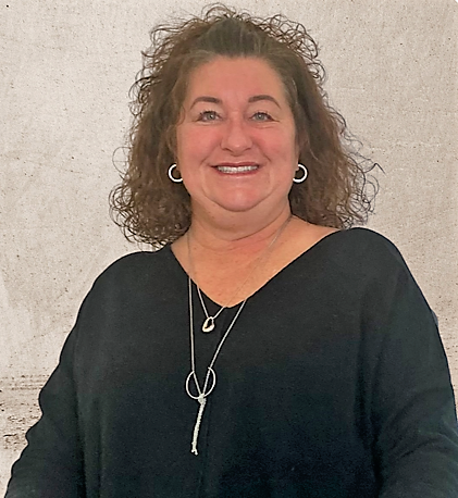 Headshot of Lucie Turco